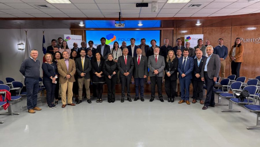 Delegado Millones apuesta por "armonizar" el trabajo de los puertos de San Antonio y Valparaíso en inédito encuentro Folovap