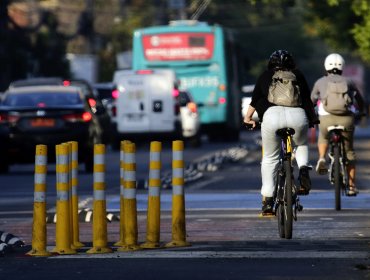 Accidentes en bicicleta y scooter se disparan en Chile: más de 6 mil siniestros en trayectos laborales durante 2025