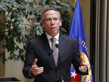 Presidente de la Cámara respalda proyecto de Reconstrucción Nacional, pero reconoce que no está "100% tranquilo"