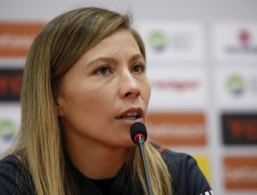Yanara Aedo expone escaso apoyo al fútbol femenino tras derrota de Chile ante Colombia: "Esperamos que eso cambie"