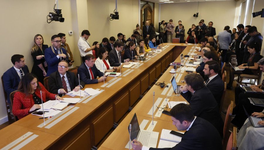 Comisión de Educación de la Cámara de Diputados aprueba en general el proyecto de "Escuelas Protegidas"