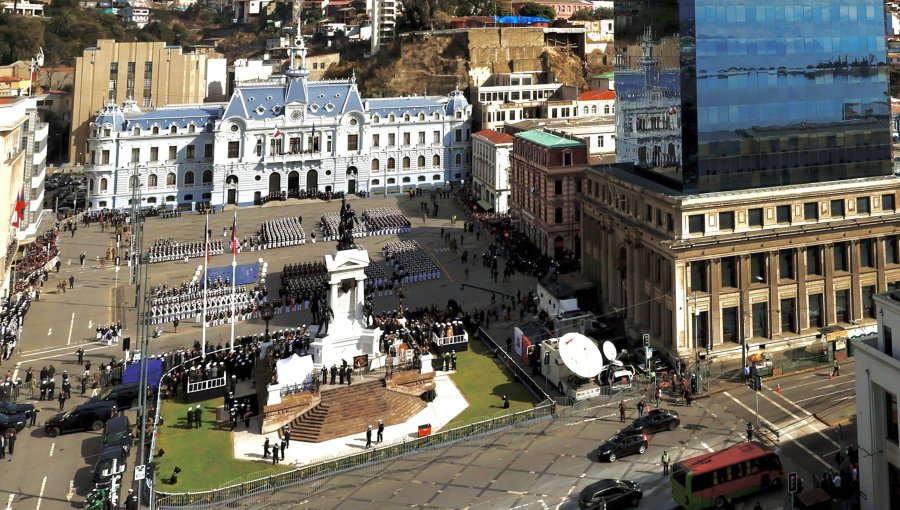 Renovación de la Plaza Sotomayor de Valparaíso avanza en licitación y alcaldesa Nieto destaca impacto urbano y patrimonial