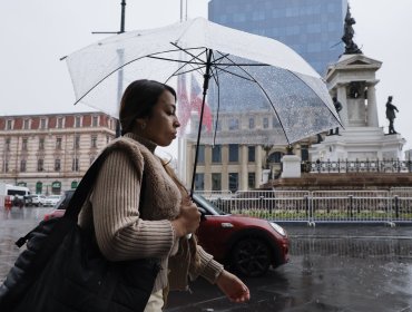 Capacitan a equipos de emergencia provinciales y comunales para enfrentar eventual llegada del "El Niño" a la región de Valparaíso