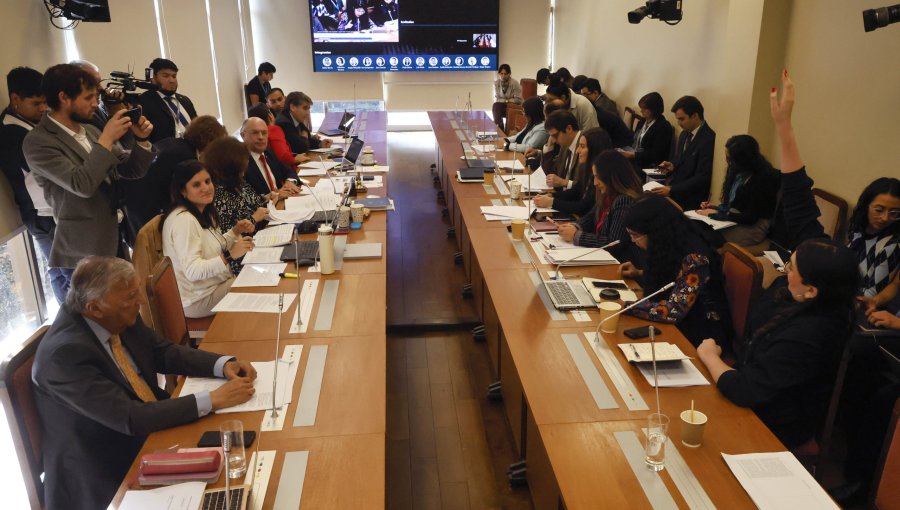 Comisión de Educación de la Cámara despacha a sala el proyecto de "Escuelas Protegidas"