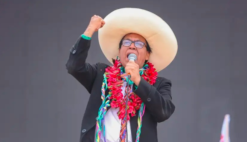 Sánchez se consolida rumbo al balotaje y suma apoyos clave en medio de tensión electoral en Perú