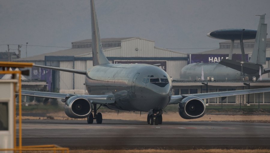 40 extranjeros fueron expulsados en el primer vuelo de deportación del Gobierno de Kast