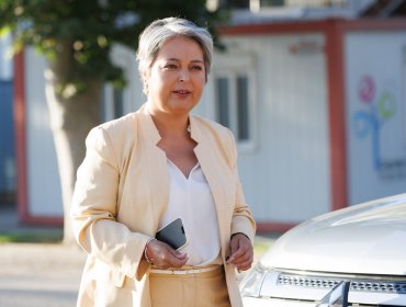 Jeannette Jara arremete contra plan de Reconstrucción Nacional y afirma que "no puede avanzar en el Congreso"