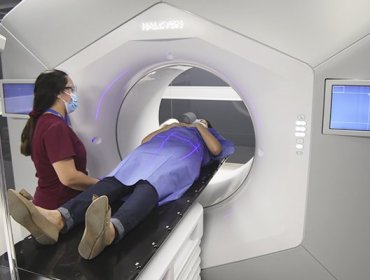 Ocho regiones carecen de centros de radioterapia lo que dificulta o retrasa el manejo de los pacientes y su sobrevida