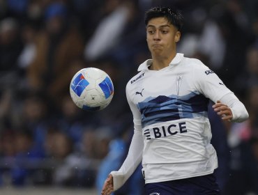 Sebastián Arancibia valora su regreso a las canchas en la UC: "Muy feliz, fueron hartos meses, sufrí harto"