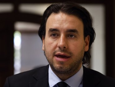 Senador Mirosevic cuestiona el plan de Reconstrucción Nacional de Kast: "Es una política de shock económico"