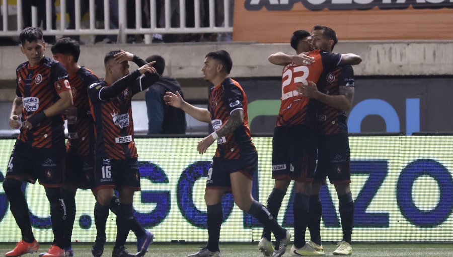 D. Limache golea a la U. de Concepción y se instala momentáneamente como líder de la Liga de Primera