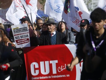 CUT acusa “ilegalidad” en dictámenes de la Dirección del Trabajo a días de la entrada en vigencia de las 42 horas