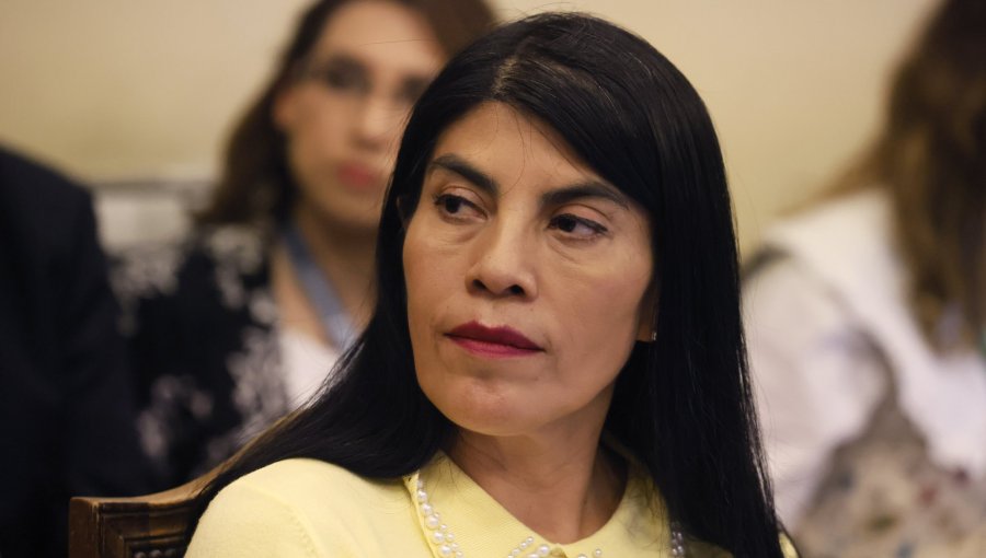 Ministra Lincolao retomó actividades en universidades tras ataque en Valdivia: contó con protección policial desde su casa