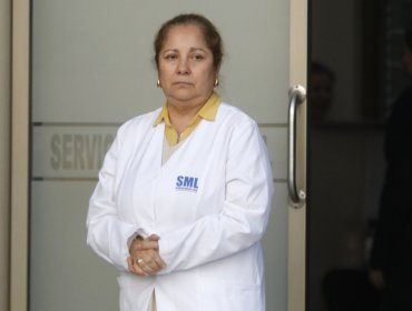 Ministro Rabat pide la renuncia a directora del SML tras revelarse graves irregularidades