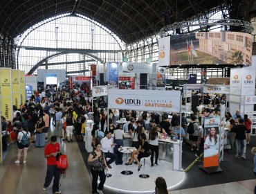 Gobierno busca congelar ingreso a gratuidad y fijar límite de 12 años tras egreso