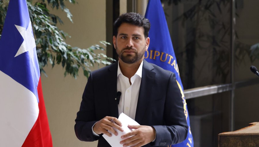 Senador Ibáñez advierte que si el proyecto de Reconstrucción Nacional entra en un solo paquete rechazarán la idea de legislar