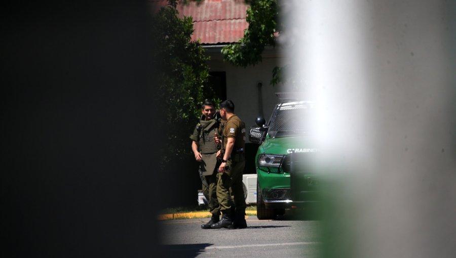 Muere sujeto detenido en Subcomisaría de Carabineros en la Región Metropolitana