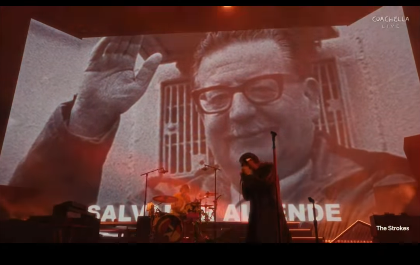 Imagen de Salvador Allende marca show de The Strokes en Coachella 2026