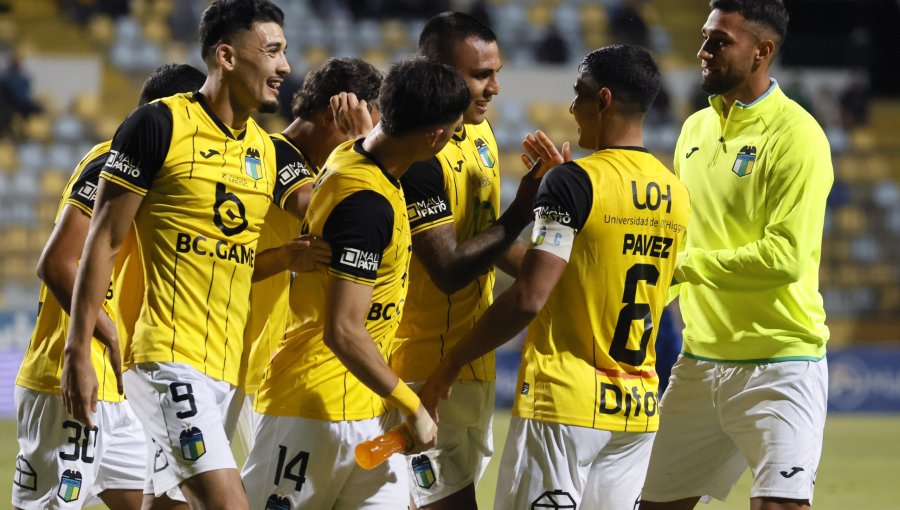 O’Higgins vino de atrás y venció a Cobresal en El Salvador