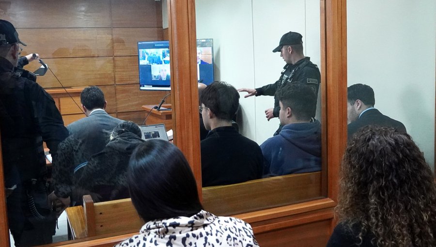 Decretan arraigo nacional y firma quincenal para imputados por agresión a ministra Lincolao en Valdivia