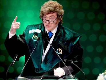 Milei recibe doctorado "Honoris Causa" en Israel y asegura que "con determinadas culturas no vamos a poder convivir"