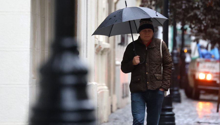 Alerta en la Región Metropolitana: Senapred advierte por tormentas eléctricas y riesgo de aluviones