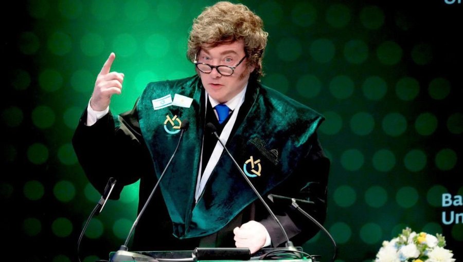 Milei recibe doctorado "Honoris Causa" en Israel y asegura que "con determinadas culturas no vamos a poder convivir"