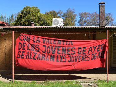 Fiscalía procesará por atentado a la autoridad a los tres universitarios por agresión a ministra Lincolao