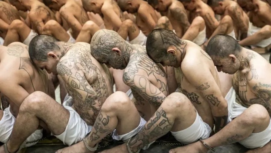Arrancó en El Salvador megajuicio contra centenares de supuestos pandilleros de la Mara Salvatrucha