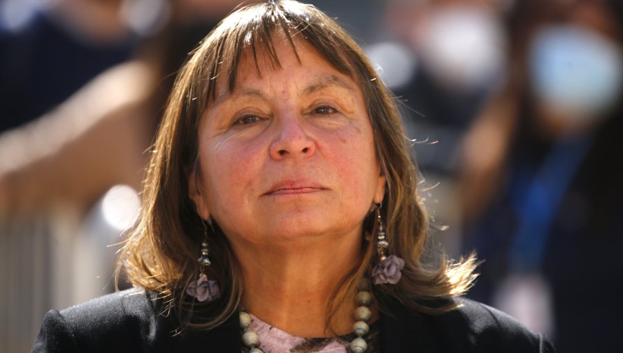 Piden remover a directora del Hospital de San Antonio tras contratar a exministra que llamó a Héctor Llaitul: "Esto ya no da para más"