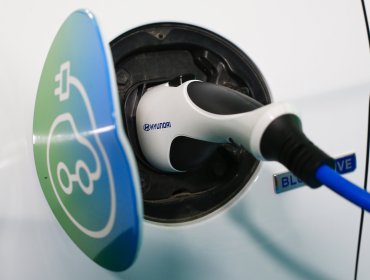 Boom de autos eléctricos en Chile: Ventas se disparan un 148% ante imparable alza de las bencinas