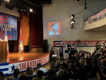 Contraloría objeta acto vinculado al aniversario de la Revolución Cubana y al natalicio de Fidel Castro en la U. de Chile
