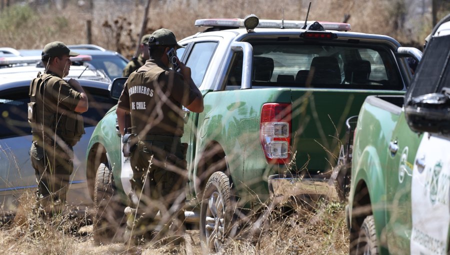 Desalojo pacífico en Placilla: familias de la toma Villa Los Aromos abandonaron el terreno antes de la llegada de Carabineros