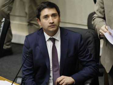 Postergan reformalización del senador Miguel Ángel Calisto en causa por fraude al Fisco en carácter de reiterado