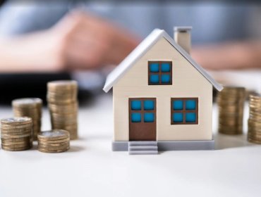 Proyecto de Reconstrucción Nacional desata alerta de alcaldes por eliminación de contribuciones