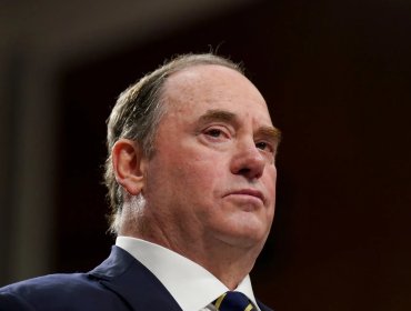 Jefe de la Marina de EE.UU. fue destituido en medio de las dudas por la guerra con Irán y el bloqueo del estrecho de Ormuz