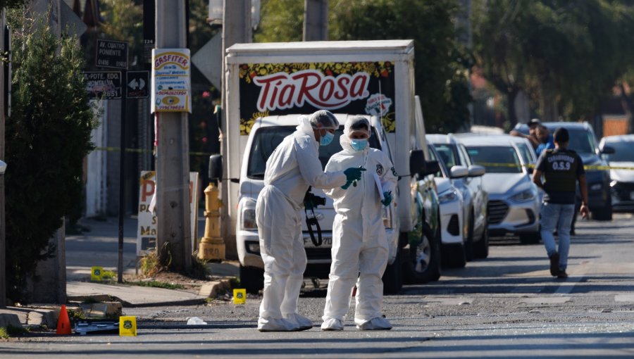 Fallece adolescente de 15 años baleado por Carabineros tras asalto frustrado a camión en Maipú