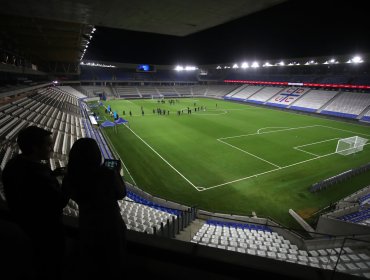Presidente de Cruzados se mostró abierto a recibir hinchas de Colo-Colo y la U en el Claro Arena