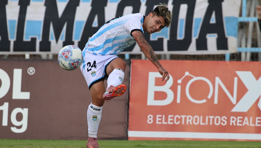 Puerto Montt defiende el liderato del Ascenso en su visita a Curicó