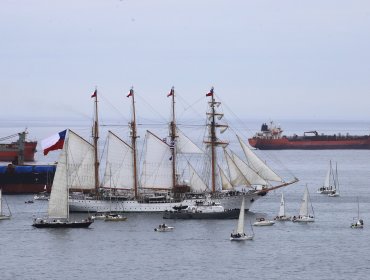 La Esmeralda zarpa desde Valparaíso para cumplir nuevo crucero de formación naval