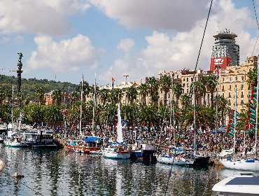 Histórica flotilla civil zarpa desde Sicilia rumbo a la Franja de Gaza con 56 embarcaciones
