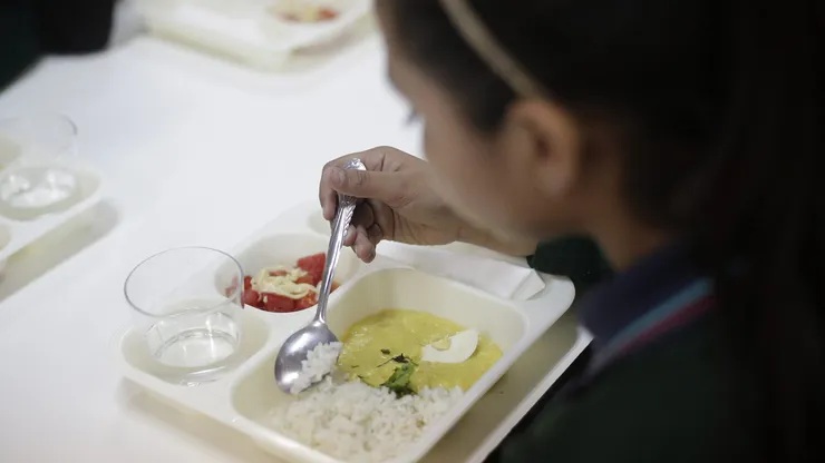Director de Junaeb garantiza la entrega del Programa de Alimentación Escolar "sin interrupciones"