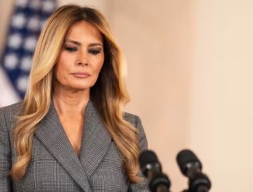 Melania Trump exige sanciones contra Jimmy Kimmel por llamarla 'viuda en espera'