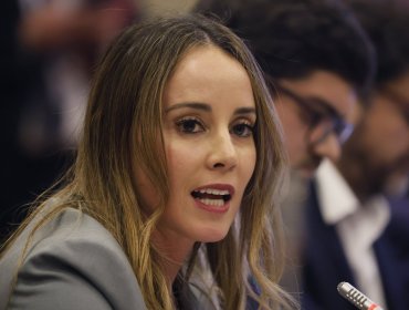 Ministra Sedini minimiza desplome en las encuestas: “No nos mueve la popularidad, sino el futuro de Chile”
