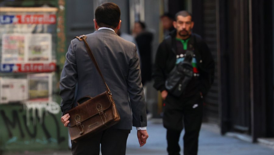 Abogado experto en derecho laboral explica entrada en vigencia de la Ley de 40 horas