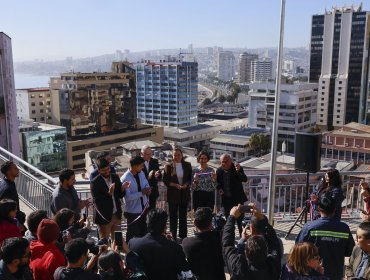 De sitio eriazo a remozado espacio público: inauguran Plaza Los Inmigrantes en el cerro Concepción de Valparaíso