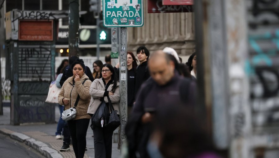 Acuerdo entre Gobierno y operadores pone fin a la paralización de microbuses en Quilpué y Villa Alemana