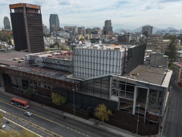 Ministro Arrau responde a críticas por paralización de obras del GAM y acusa que "el problema lo generó el Gobierno anterior"