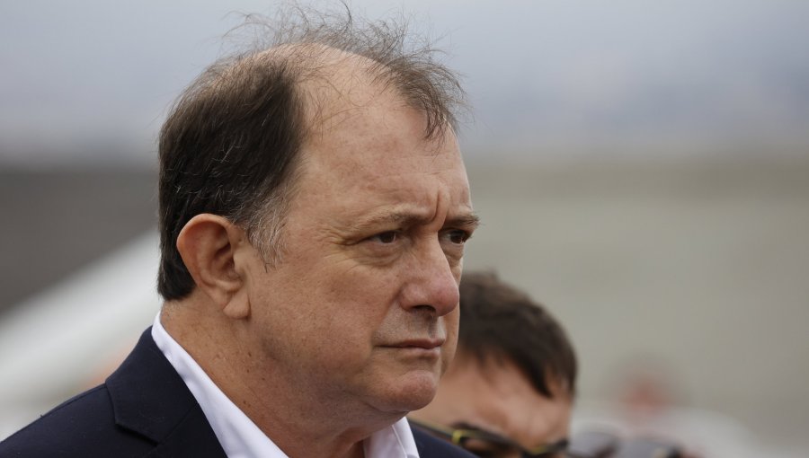 Ministro Poduje ofrece disculpas a senador De Urresti, pero insiste en que la Ley de Humedales "tenemos que mejorarla"