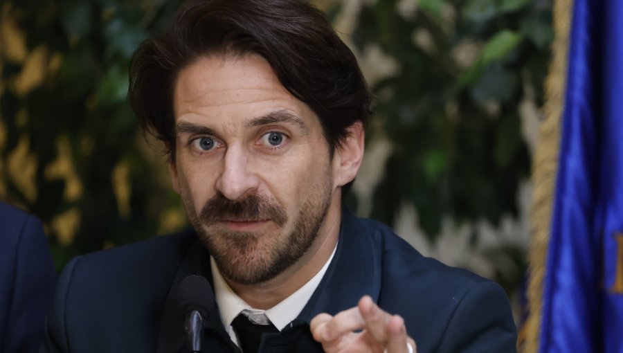 Diputado Winter advierte que de aprobarse el plan de Reconstrucción sería "el mayor espolonazo al Estado de Chile desde 1974"